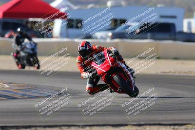 media/Dec-18-2022-SoCal Trackdays (Sun) [[8099a50955]]/Turn 2 (950am)/